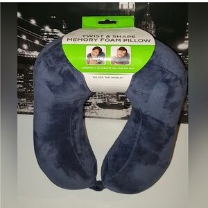 Twist & Shape Memory Foam Pillow - Dark Blue